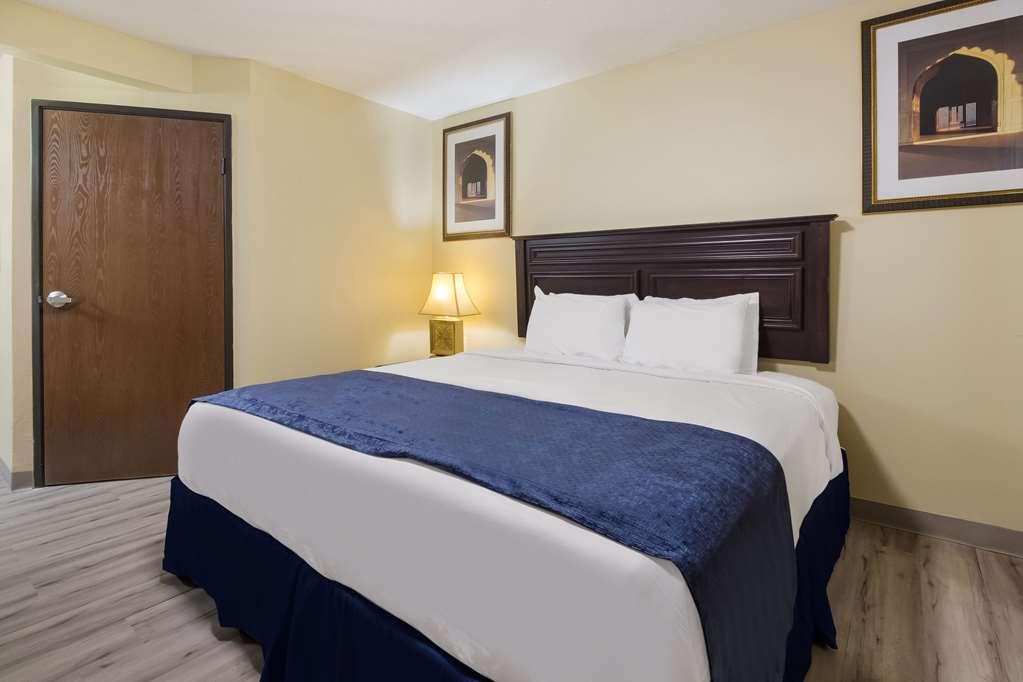 Rodeway Inn Houston North Greenspoint Quarto foto